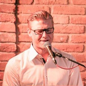 Thomas Lehner - Gesang, Keyboards, Saxophon und Klarinette